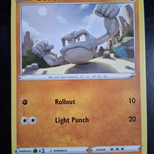 Geodude - 135/264 - Fusion Strike - Regular - Common - English