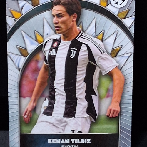 Kenan Yildiz - Juventus - Topps Deco - Base Card - 2024/25 